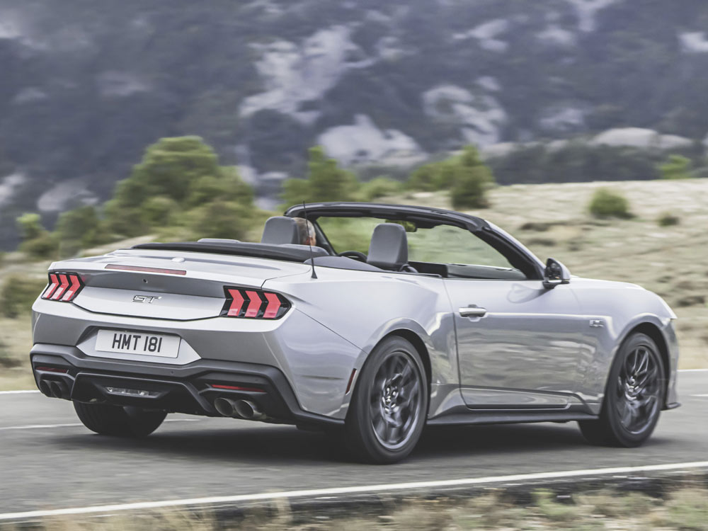 Ford Mustang Cabrio 2024